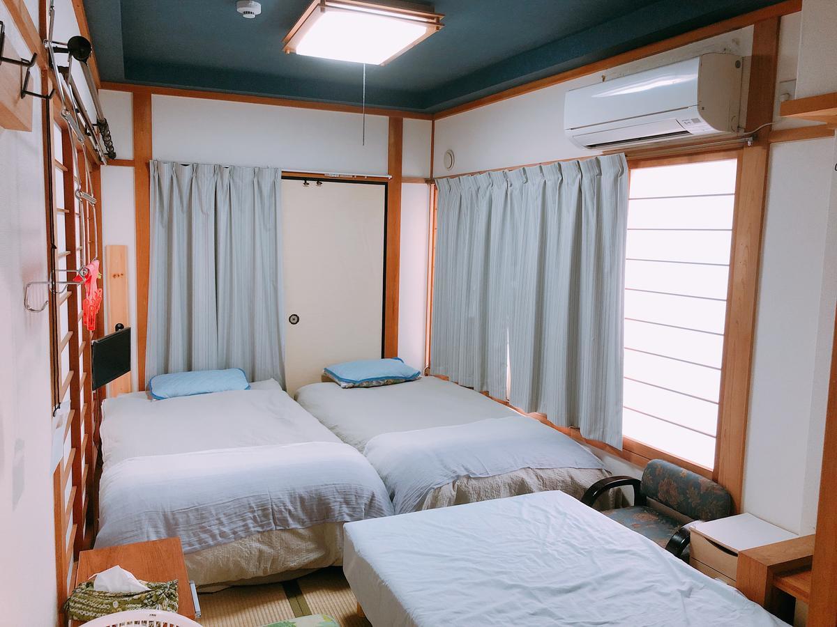 Ryokoheya Hankyukan Osaka Exterior photo
